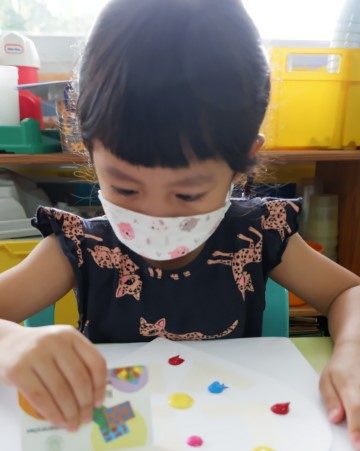 Kid Art การปาดสี